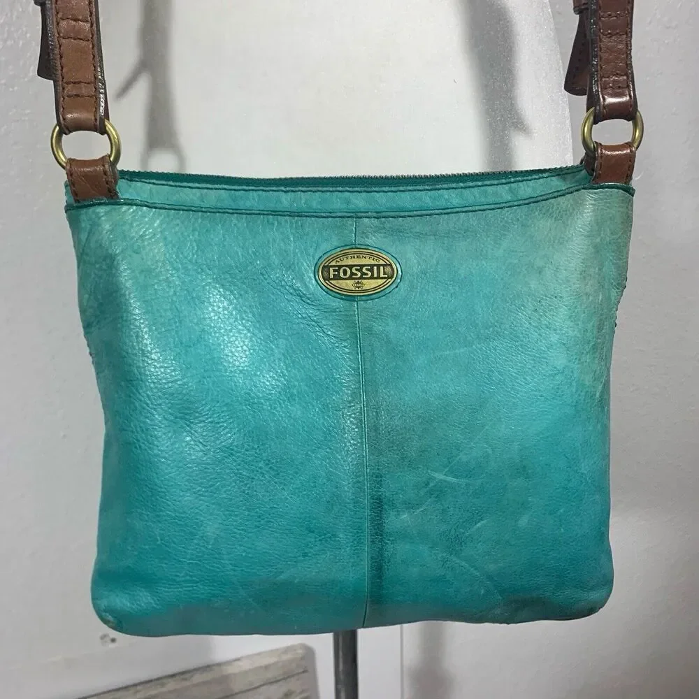 Fossil Explorer Crossbody Purse Teal Leather With 3 Zippers Purse
